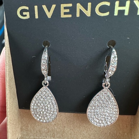 🆕NWT Givenchy Earrings - Picture 5 of 5